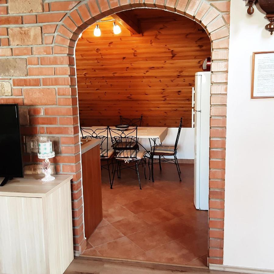 Jazmin Apartman Tihany Exterior photo
